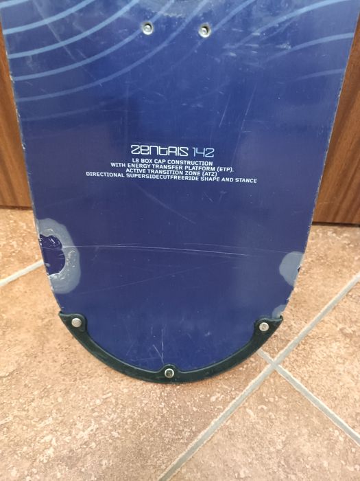 Snowboard  firmy Scott