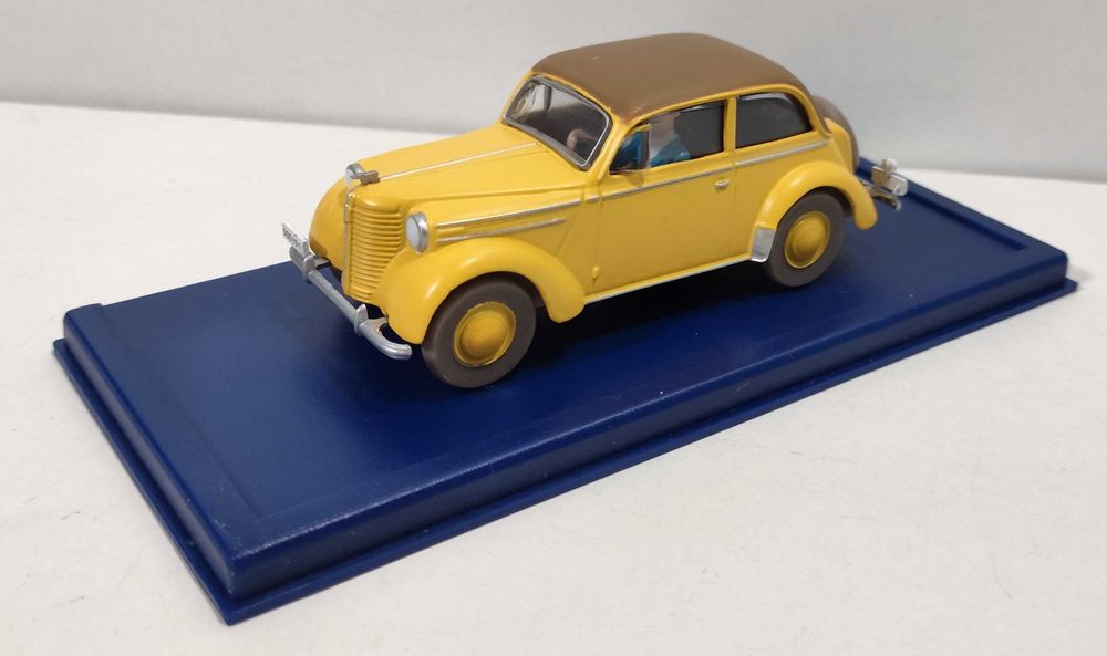 Tintin e o Ceptro de Ottokar - Opel Olympia 1938