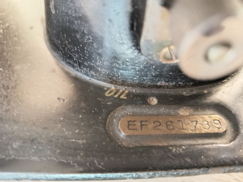 Maszyna SINGER EF261730
