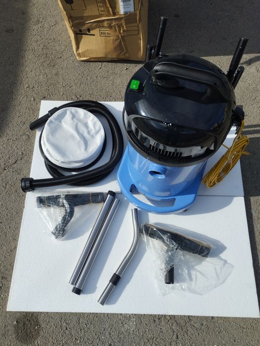 Професійний промисловий пилосос Numatic wv 470.