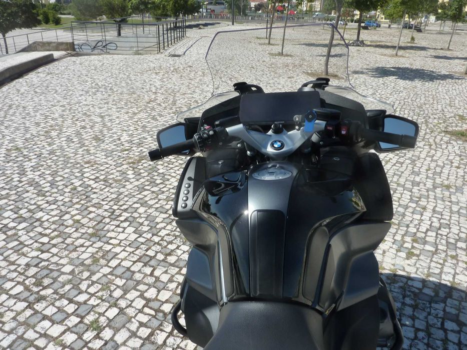 BMW R 1250 RT "Triple Black