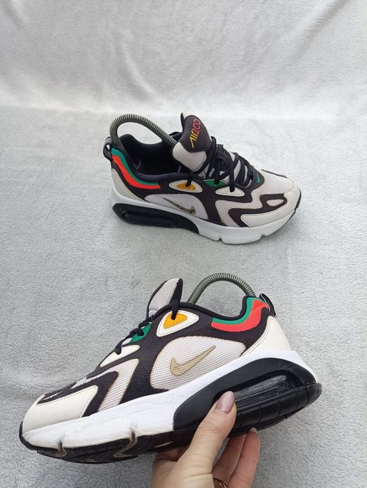 Женские кроссовки Nike Air 200 р37