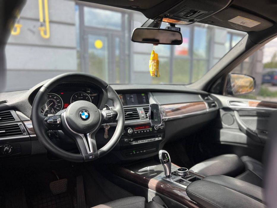 BMW X5 e70  2011 рік