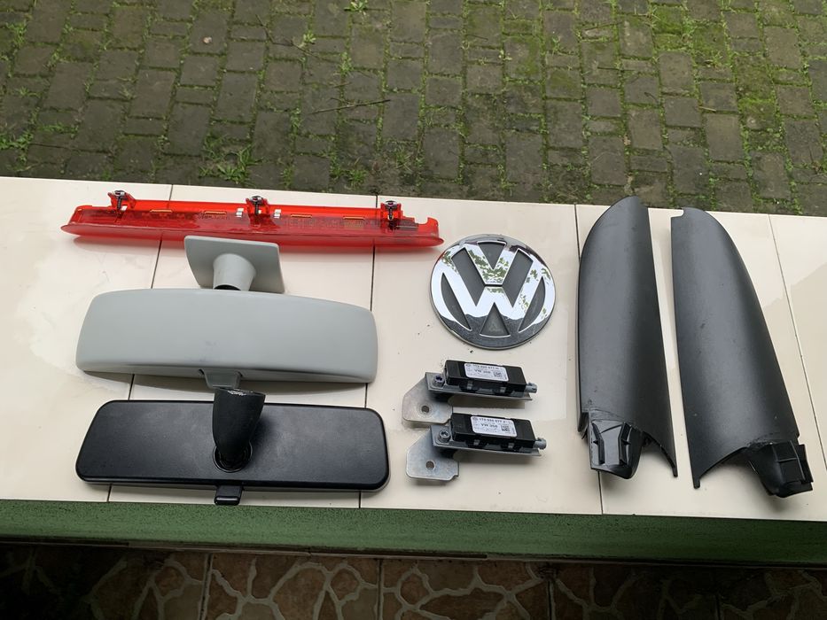 Дверні карти VW touran 2.0 tdi/ склопідйомники/ патрубки/дзеркало/ущільнювач/ЕГР/МКПП/насосфорсунки/ кришка мотору/обшивка