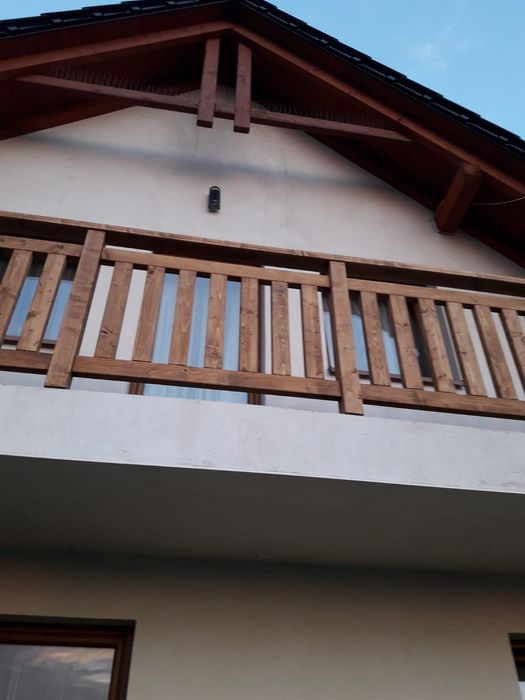 Balustrada drewniana krzyżowa