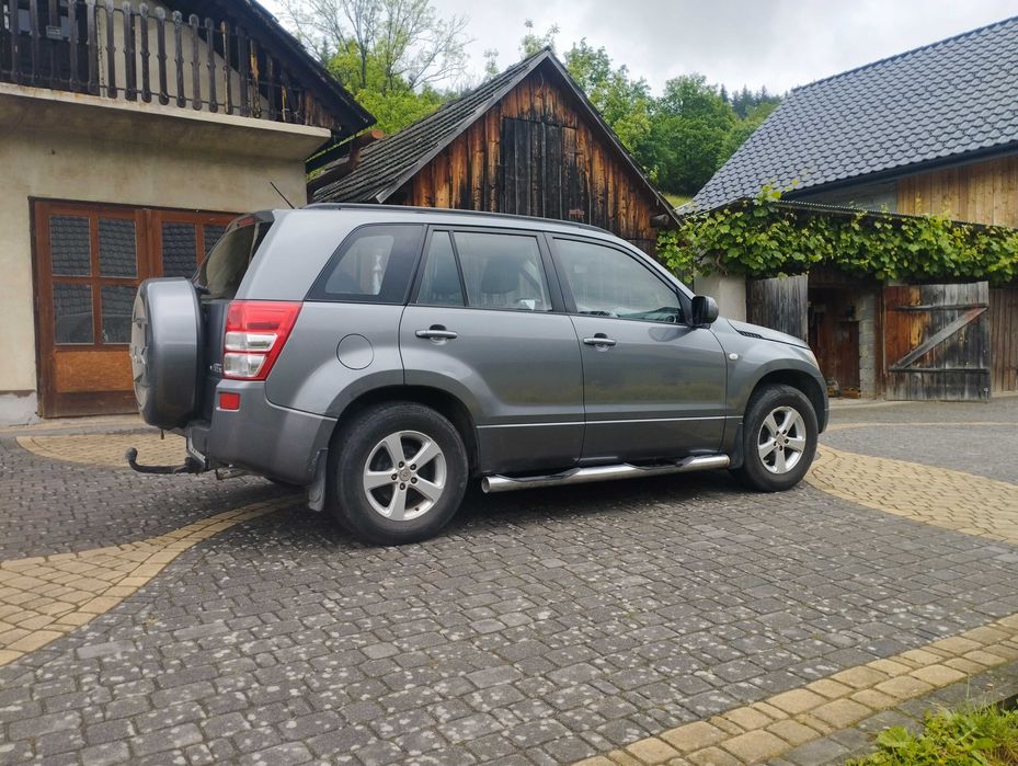 Suzuki Grand Vitara 2 2.0 LPG