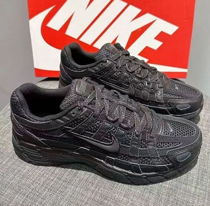 взуття nike p6000