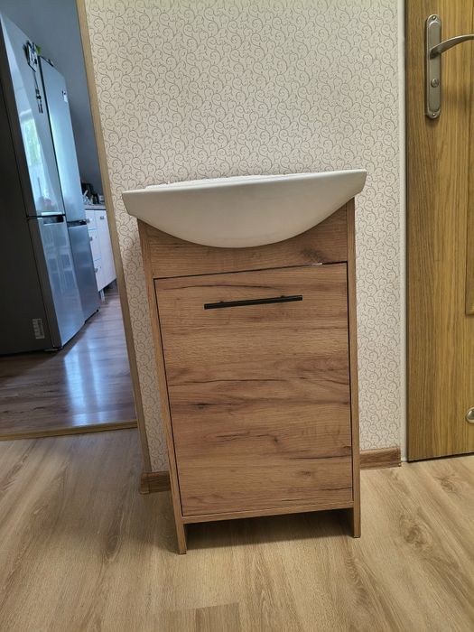 Szafka łazienkowa pod umywalkę +umywalka