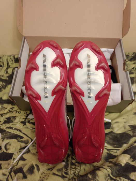 Nowe Profesjonalne korki piłkarskie nike superfly 10 elite FG 45.5