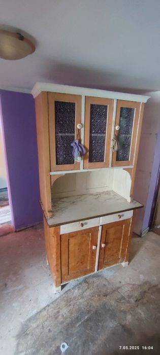 Kredens kuchenny z 1960r