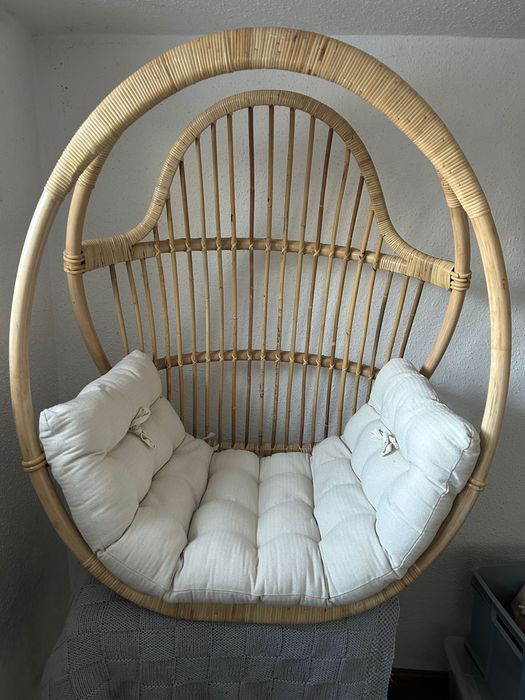 Fotel ratanowy bujany huśtawka