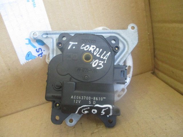 Motor da comporta da sofagem TOYOTA Corolla Verso (ZER_, ZZE12_, R1_)