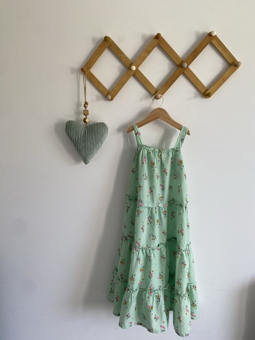 Sukienka zielona długa kwiatki h&m 122 falbanka