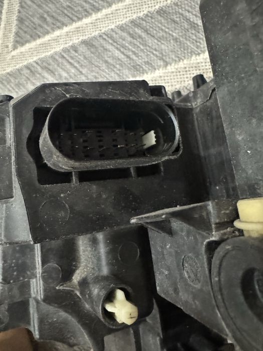 Фара передня права VW PASSAT B8 full led