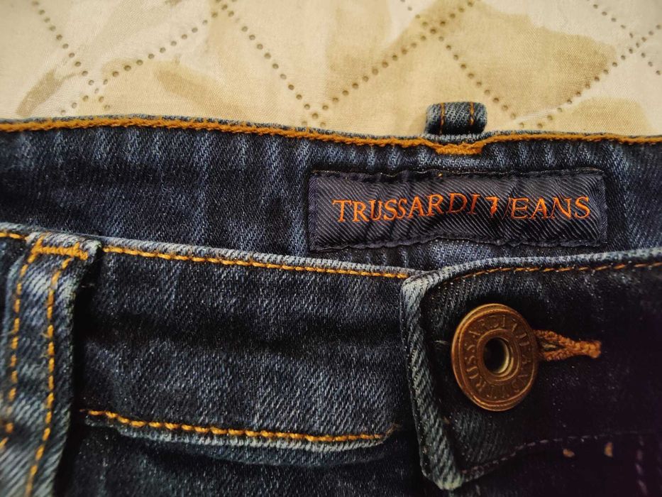 Calças Trussardi Jeans tam. 33/43 como novas, pvp 189€
