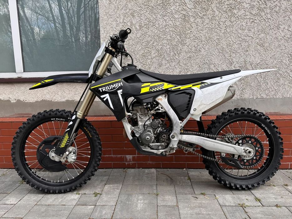 Triumph  TF 250 X lekko używany! Fenomenalny!