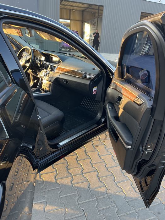 Mercedes-benz w212 e250  2.2d