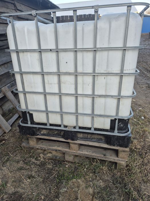 Zbiorniki 1000l mauzer