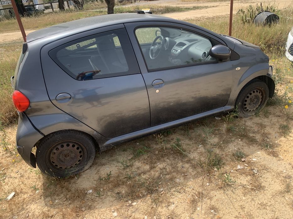 Toyota Aygo 1.0 Gasolina — Para Peças ou Projeto