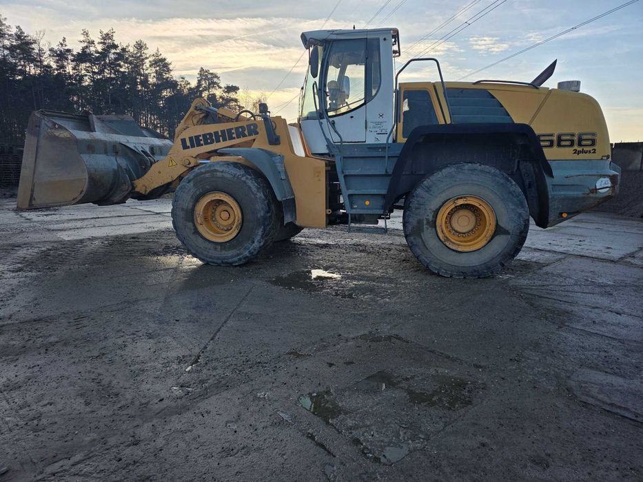 Ładowarka LIEBHERR L566 2Plus2