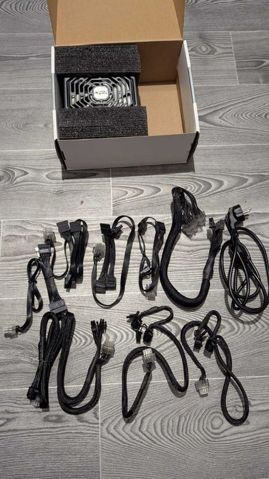 Super Flower Leadex Platinum 850W 80+ Platinum