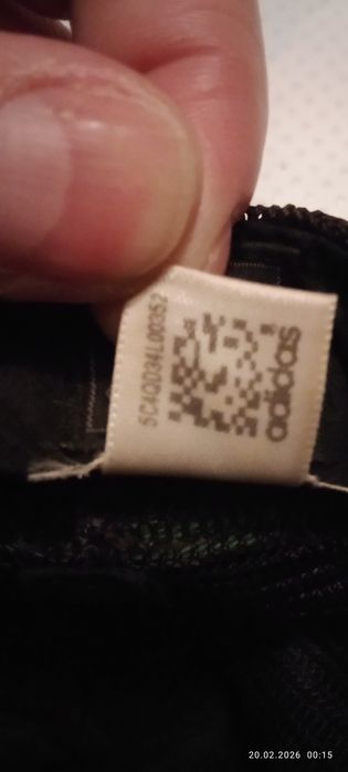 Бейзболка Adidas немного вигарела ,торг,ваша ціна пишіть!