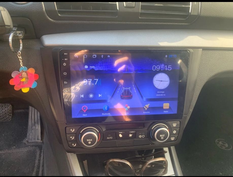Rádio Android 14 com GPS BMW E81 E82 E87 E88 (Novo)
