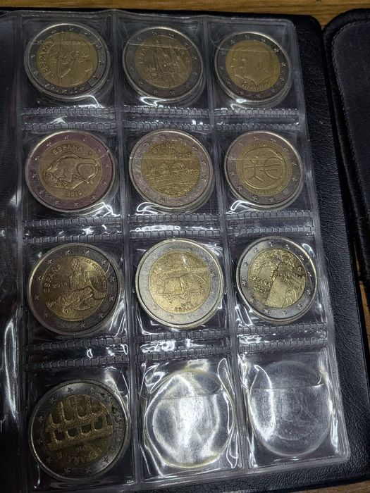 Várias Moedas 2€ comemorativas
