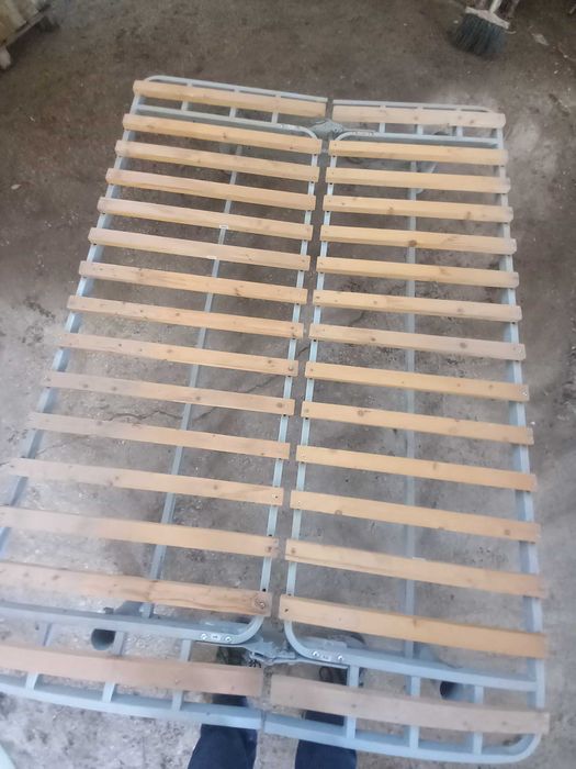 Cama/sofá usado (divan)