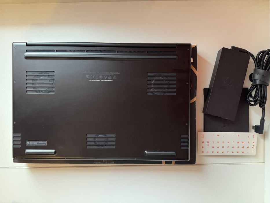 Ноутбук игровой Razer Blade 17 2022 (i7 12gen,16Gb,1Tb,RTX3070Ti 150W)