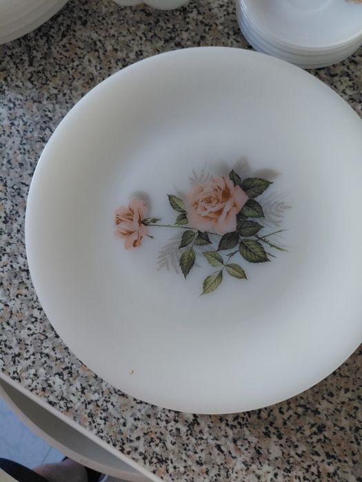 Loiças  antigas para jantar