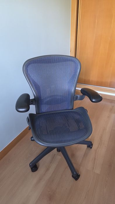 Cadeira Herman Miller Aeron