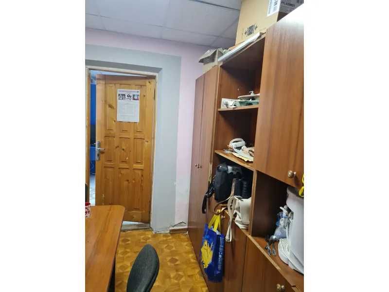 Фасадне нежитлове приміщення, 166,1 кв. м, вул. Булаєнка, 11/1