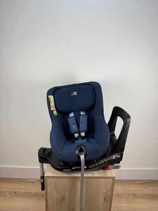 Fotelik samochodowy ROMER DUALFIX M i-SIZE 0-18KG