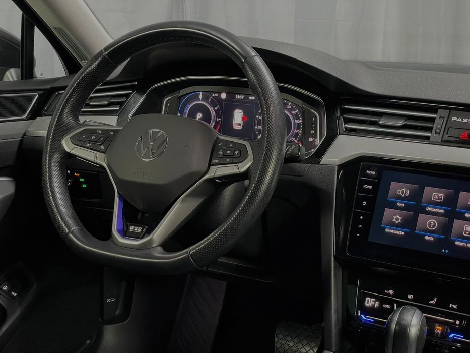 VW Passat