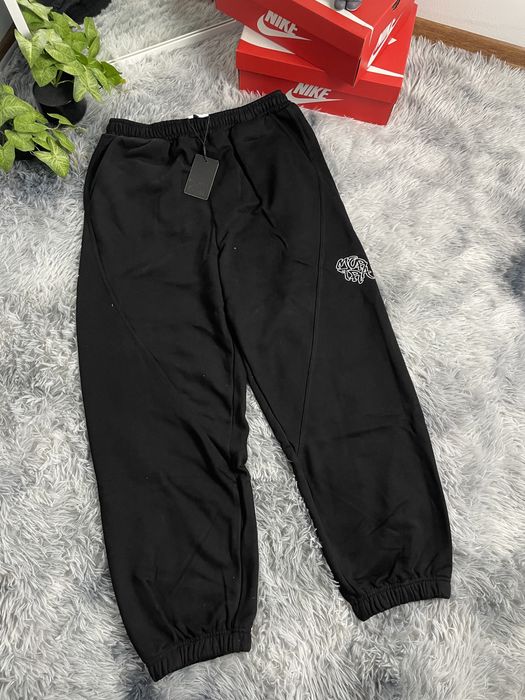 Чорні штани Mertra на резинці / штани mertra чорні