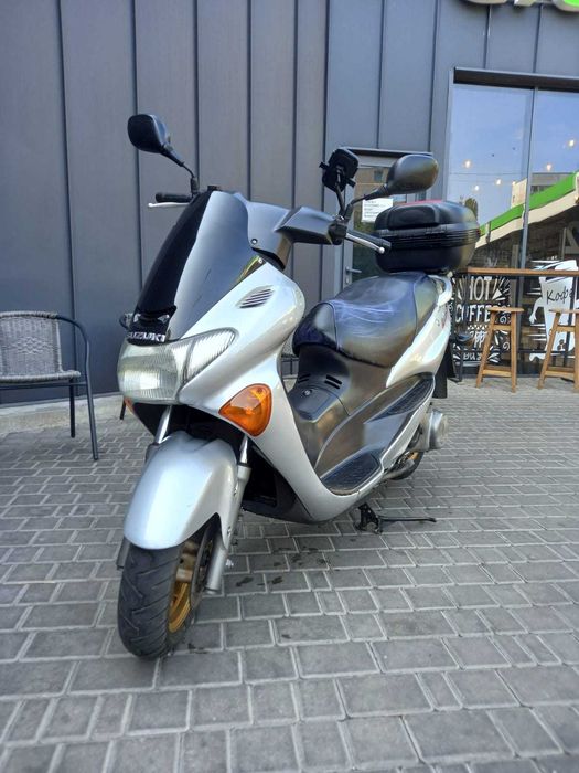 Suzuki Avenis 150 cc