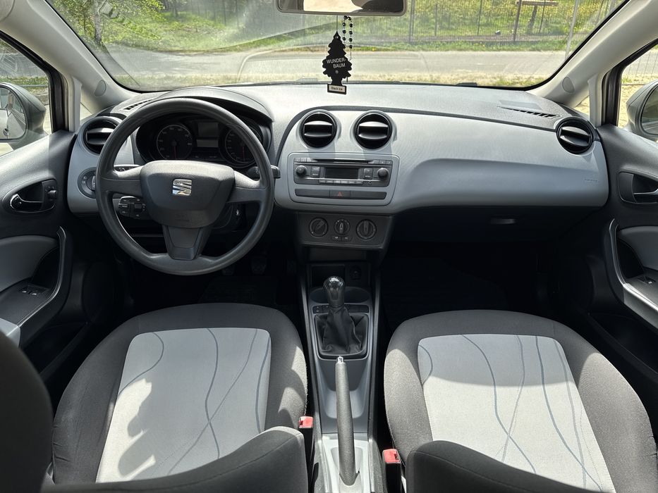Seat Ibiza 1.2 benzyna 2014rok Niski przebieg.