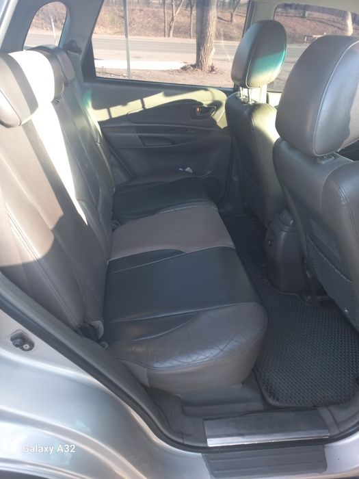 Продам TUCSON в гарному стані