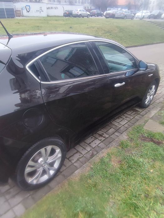 Alfa Gulietta 1,6 do negocjacji