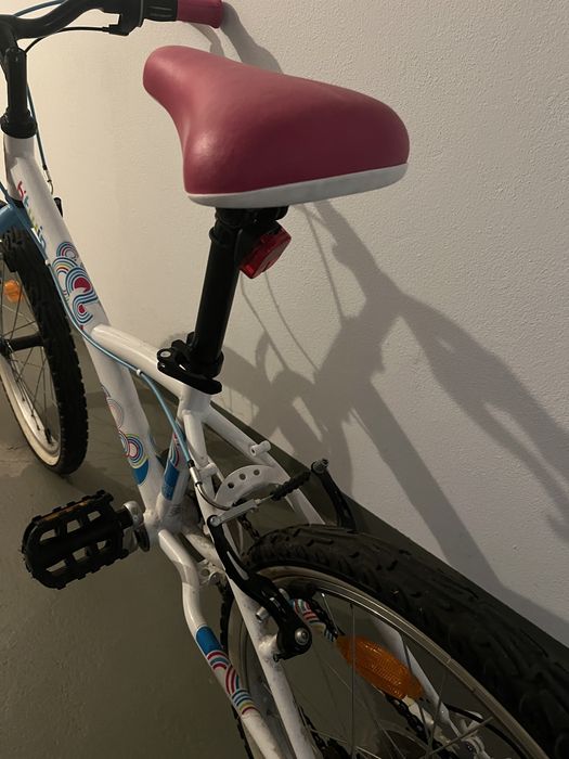 Bicicleta roda 20 de menina