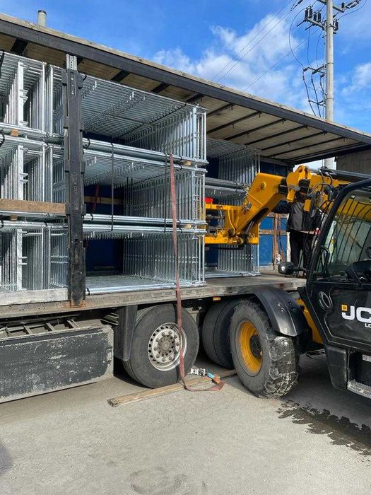 Rusztowanie elewacyjne 365m2 6x57m typ Plettac P70 nowe Pletak