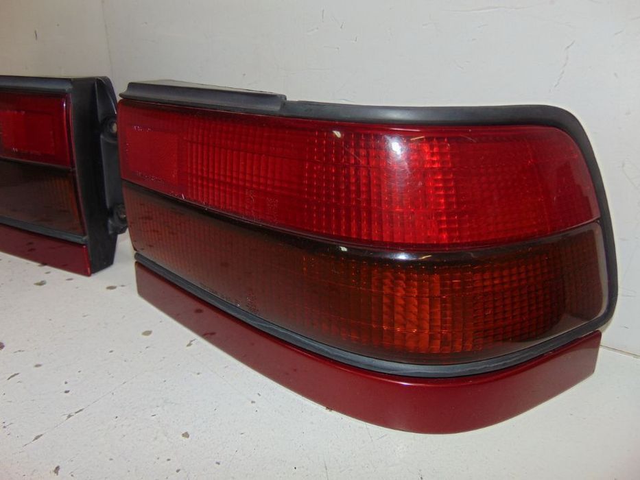 Toyota carina farolins