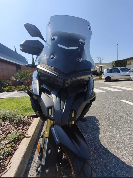 Voge 525 DSX BLACK KNIGHT  Garantia até 07/ 2029
