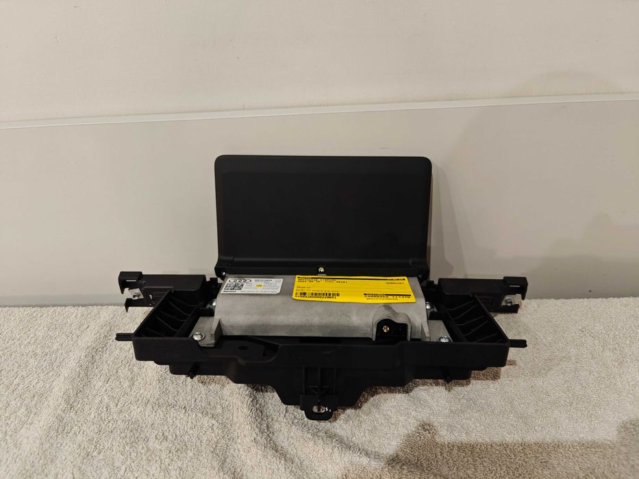 Ekran Radio Wyświetlacz Audi A5 F5 Oryginał EUROPA