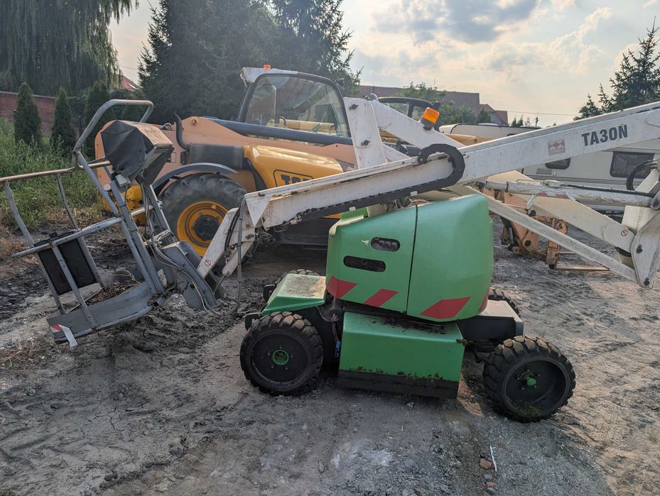 Podnośnik Terex Ta 30N nie JCB Liftlux