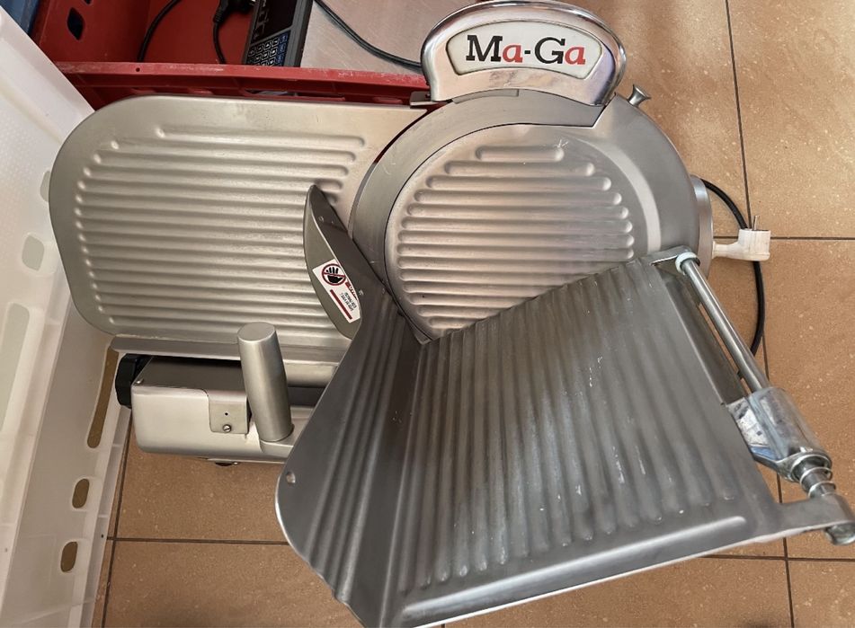 Krajalnica Maga 310p