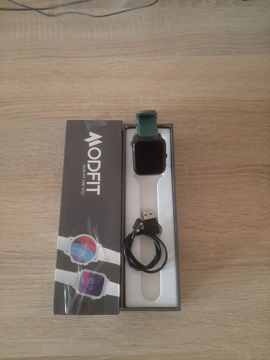 Продам Смарт Часы.