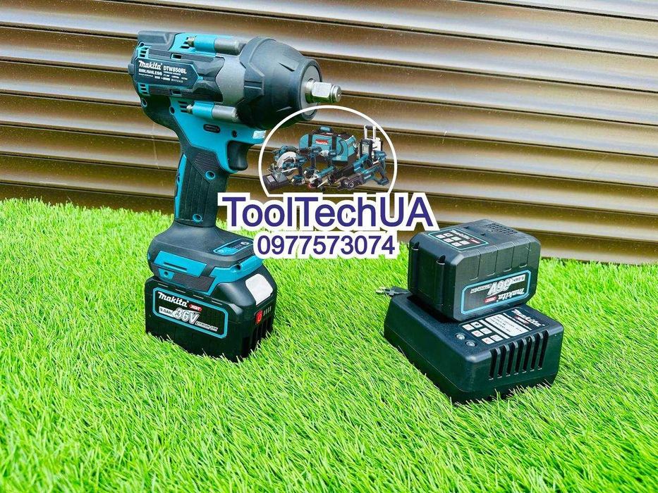 Гайковерт на Акумуляторі Ударний Макіта DTW850BL Потужність 850Nm 1/2