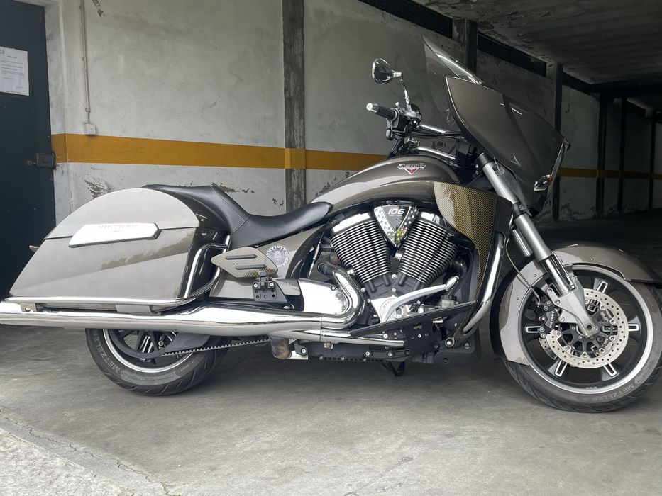 Victory Cross Country Tour (Indian)